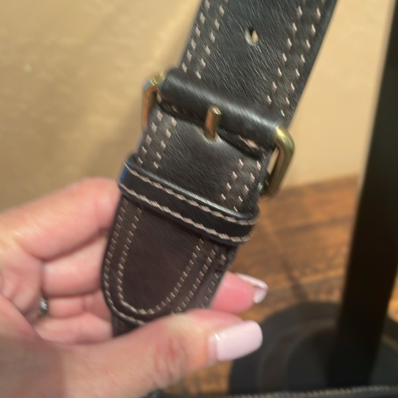 Fossil Black Smooth Leather Shoulder Bag EUC - Picture 3 of 14